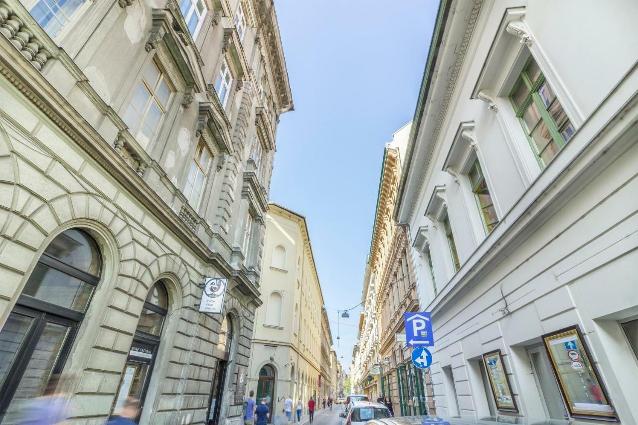 Curry Apartments بودابست المظهر الخارجي الصورة